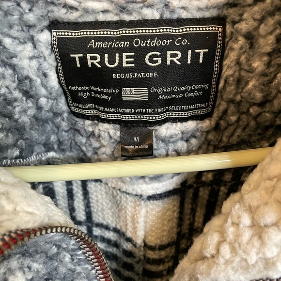 True Grit Pullover size Medium - Picture 3 of 4